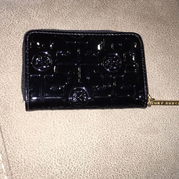 Tory Burch Accessories - Tory Burch black patent leather zip coin/card case